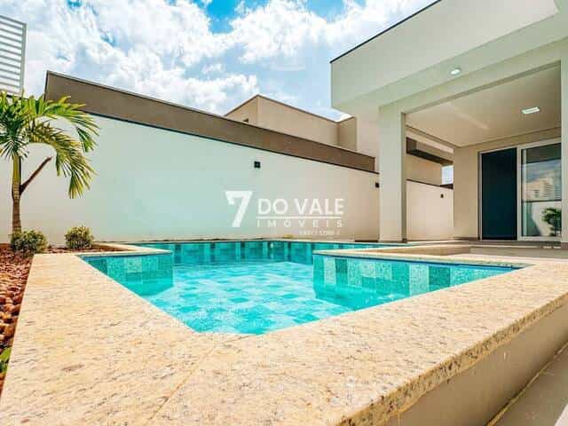 Foto 1 de CASA-A-VENDA-CONDOMINIO-TERRAS-DO-VALE-CACAPAVA-SP-3-DORMITORIOS-1-SUITE
