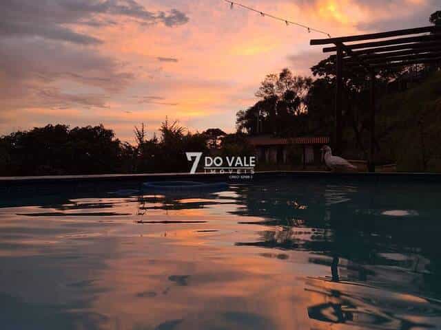 Foto 1 de Chacara em Igarata com Piscina, Area Gourmet e Pronta para Financiar Agora!