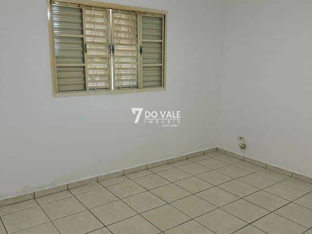 Foto 1 de CASA 2 DORMITÓRIOS EM CONDOMÍNIO FECHADO- COLEGINHO JACAREÍ