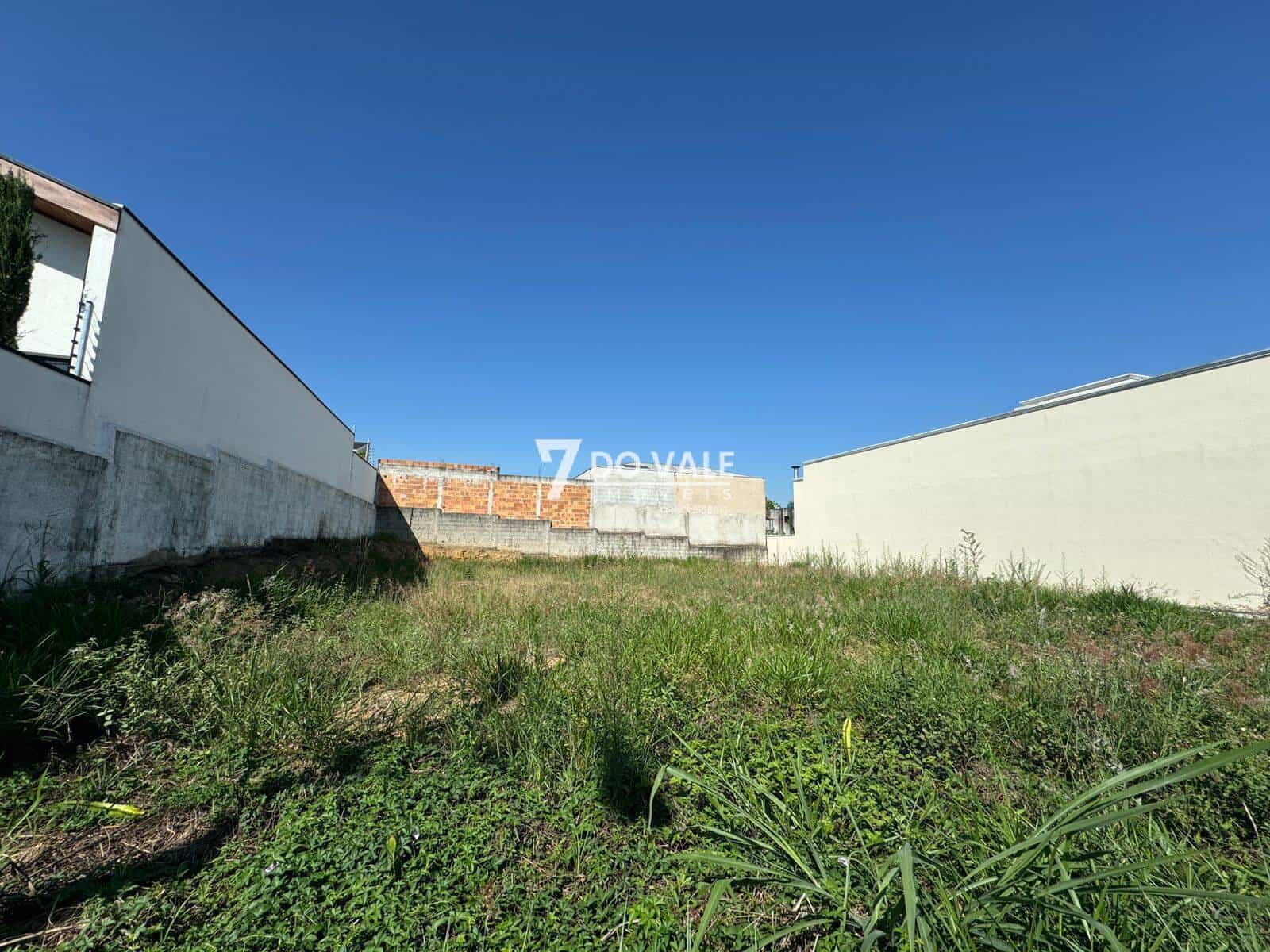 Foto 1 de Terreno 250 metros à Venda no Villa Branca – Jacareí