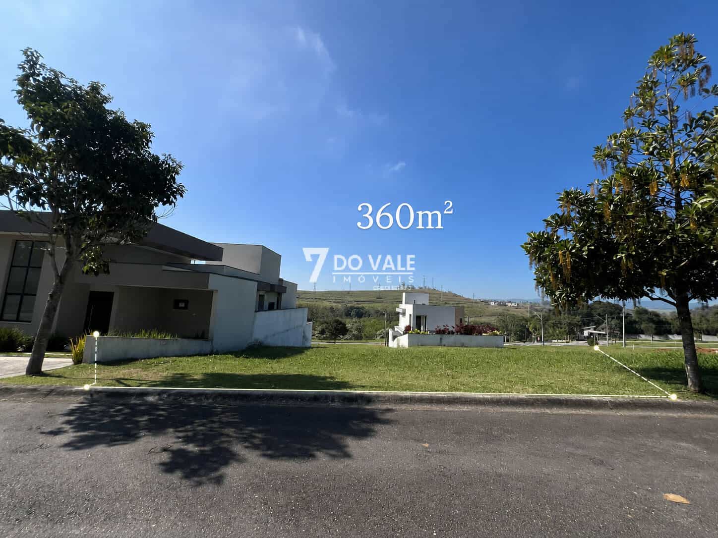 Foto 1 de Terreno à venda | Bella Vitta | Caçapava | 360 m² | Leve Declive