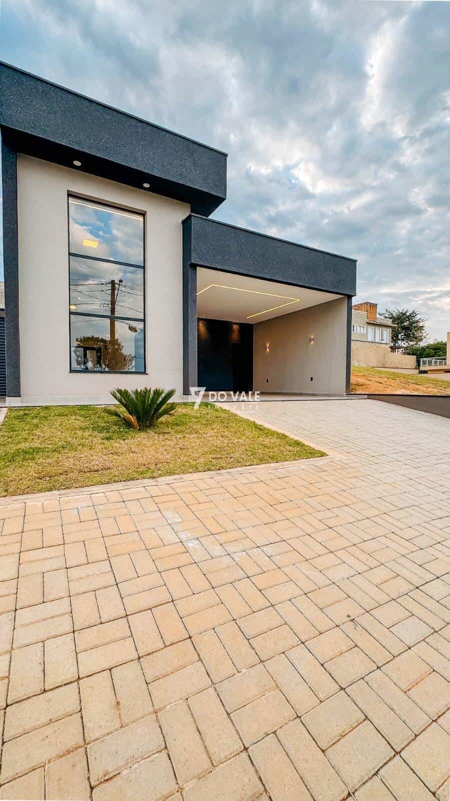 Foto 1 de CASA TÉRREA MODERNA À VENDA NO CONDOMÍNIO RESERVA DO VALE – CAÇAPAVA/SP