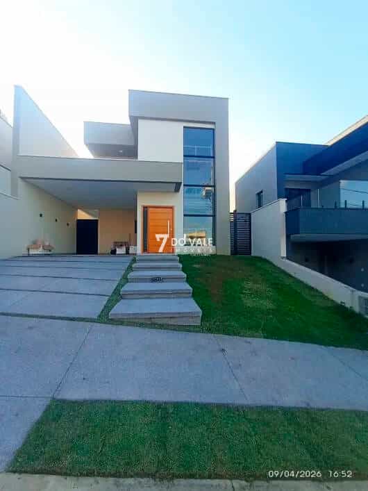 Foto 1 de Casa à venda | Residencial Malibu | 4 Dorm | 1 Suíte | 250 m²