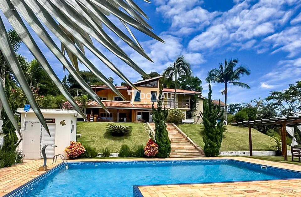 Foto principal de Casa à venda-chacara-4 suítes-Àguas de igaratá-Igaratá-SP