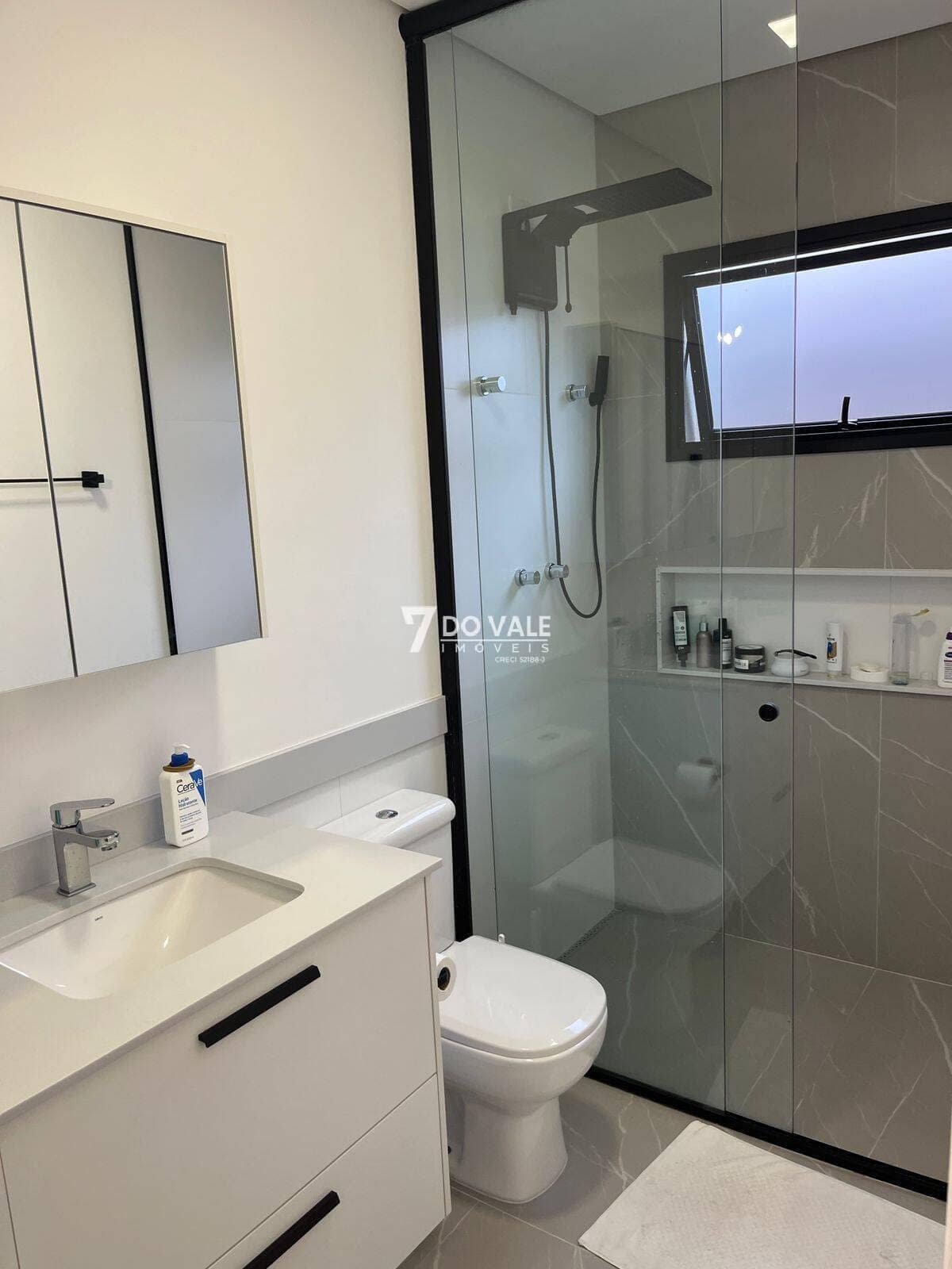 Foto 4 de casa-terrea-alto-padrao-a-venda-bairro-cidade-3-dormitorios-2-suites-area-g