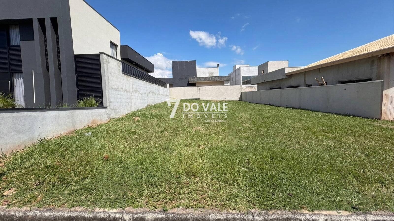 Foto 2 de TERRENO-A-VENDA-CONDOMINIO-TERRAS-DO-VALE-CACAPAVA-SP-OPORTUNIDADE