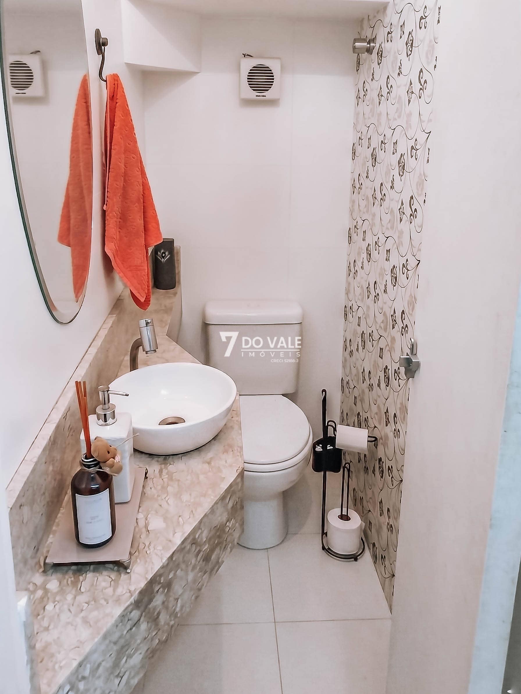 Foto 5 de CASA 3 DORMITÓRIOS SENDO 1 SUÍTE-AR CONDICIONADO-VILLA BRANCA