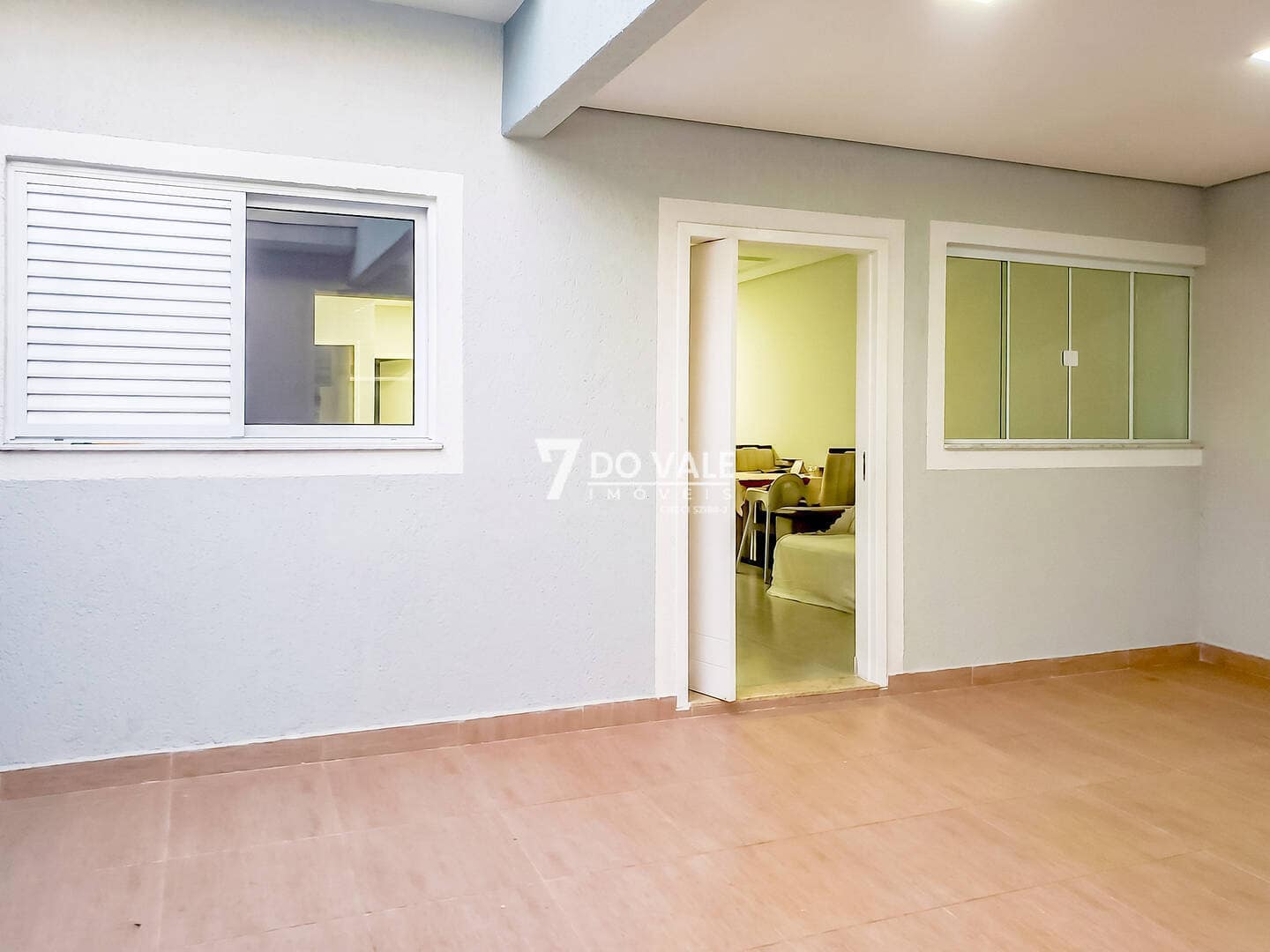 Foto principal de Casa à venda em Jacareí Villa Branca – 3 dormitórios com suíte