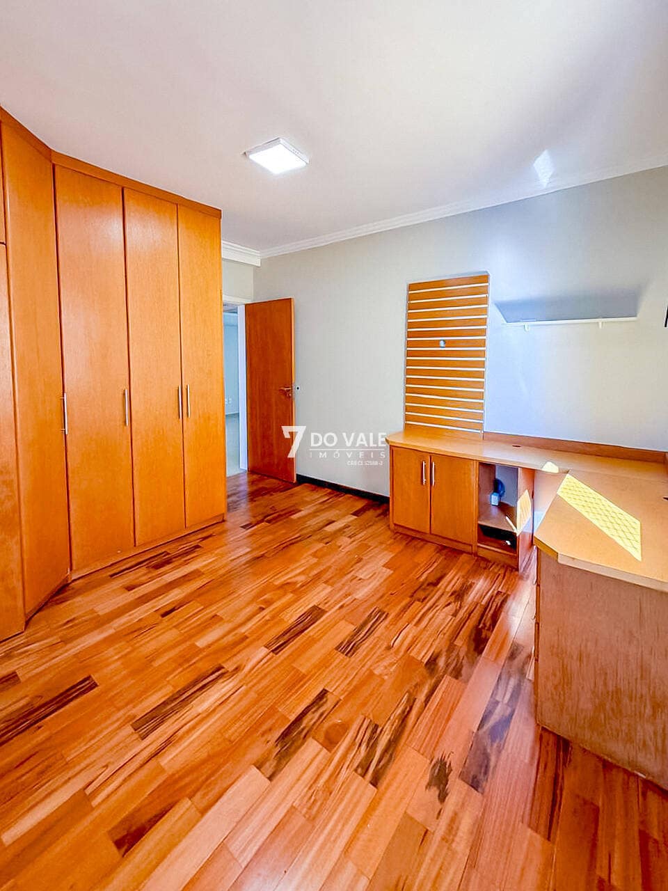 Foto 4 de APARTAMENTO ALTO PADRÃO À VENDA E LOCAÇÃO – JARDIM AQUARIUS