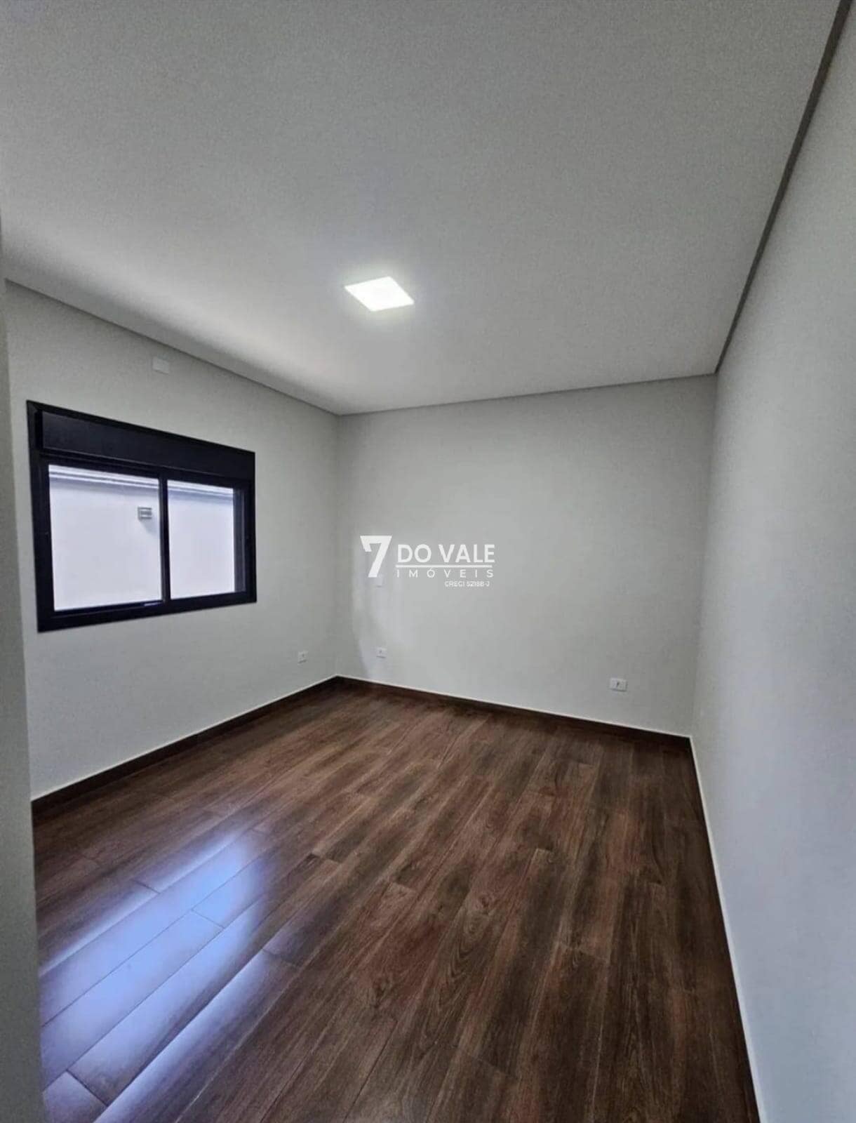Foto 3 de CASA EXCLUSIVA À VENDA-COND.VEREDA DOS CAMPOS-JÁ COM ARMÁRIOS PLANEJADOS