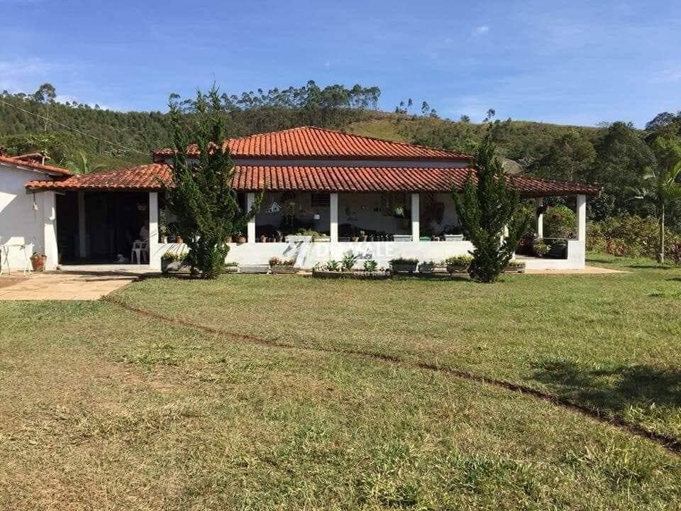 Foto principal de PARAÍSO EM IGARATÁ-7 QUARTOS-PISCINA, LAGOS E CHURRASQUEIRA-ACEITA PERMUTA