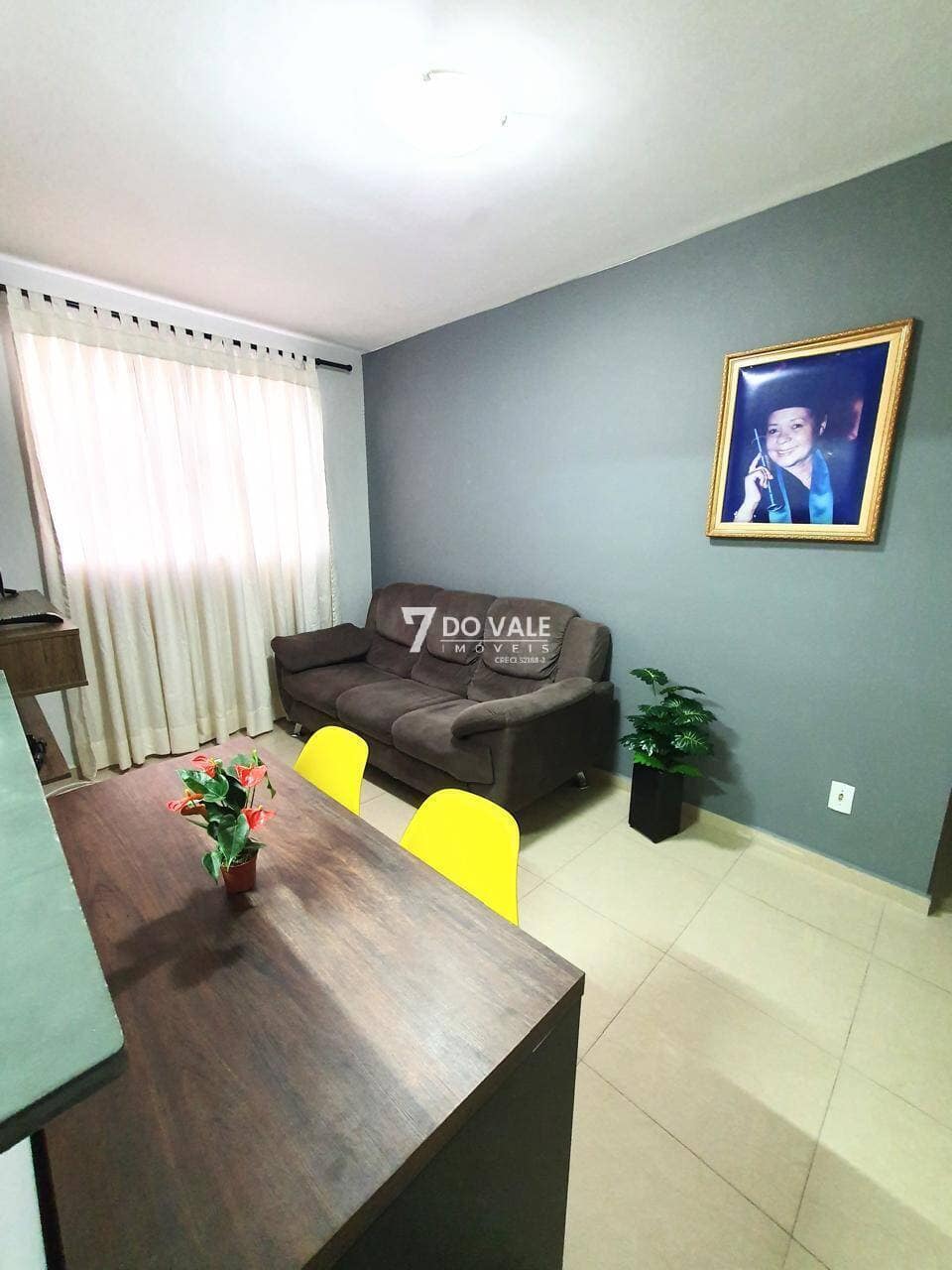 Foto 5 de APARTAMENTO-A-VENDA-VILA-BRANCA-JACAREI-SP-COZINHA-COM-MÓVEIS-PLANEJADOS