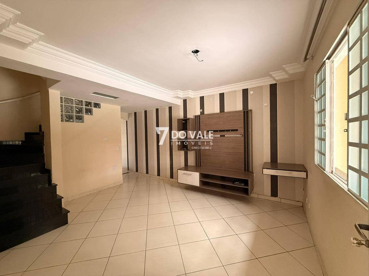 Foto 3 de OPORTUNIDADE CASA 2 DORMITÓRIOS NO PARQUE CALIFÓRNIA-JACAREÍ