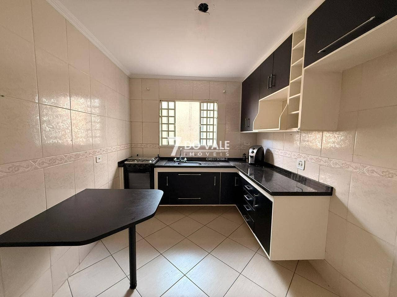 Foto 2 de OPORTUNIDADE CASA 2 DORMITÓRIOS NO PARQUE CALIFÓRNIA-JACAREÍ