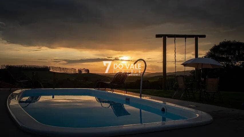 Foto 3 de Chacara com Piscina, Area Gourmet e Lareira Externa - ACEITA FINANCIAMENTO