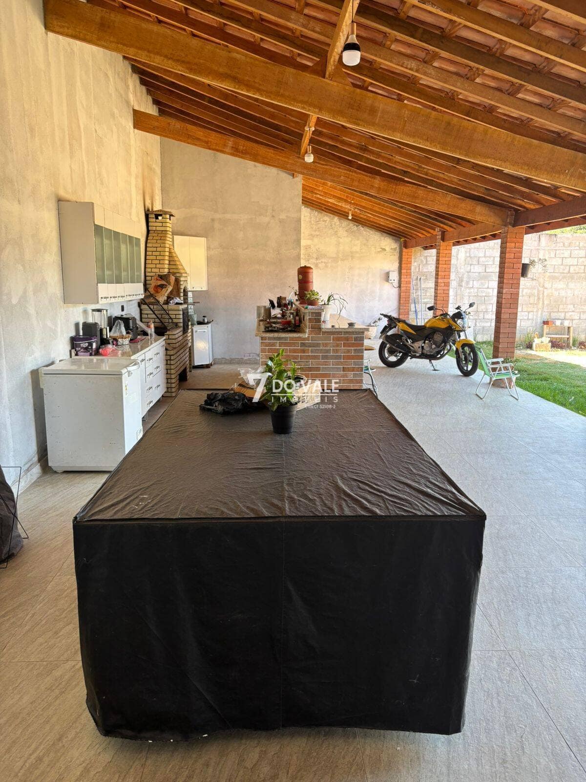 Foto 4 de Chacara em Santa Branca com Area Gourmet , 1.000m2, 3 Dorm, 1 Suíte