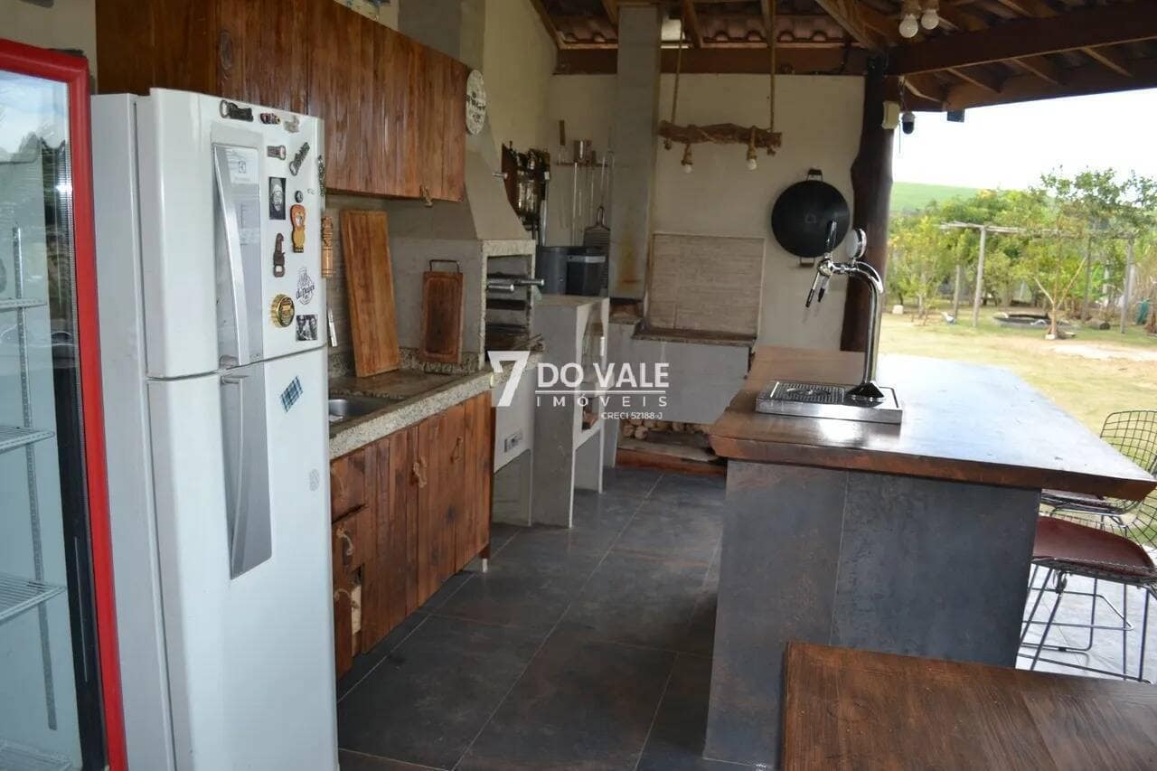 Foto 5 de Chacara em Cacapava com Area Gourmet, Pomar e Lazer Completo