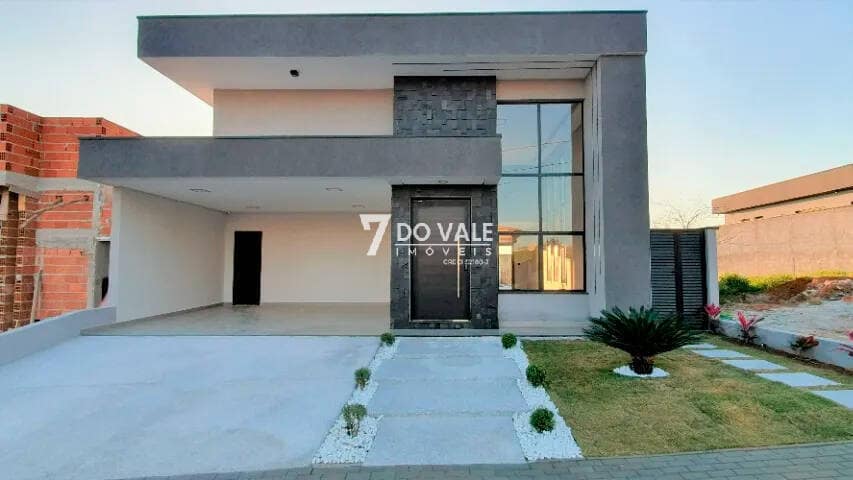 Foto principal de Casa | Sta Monica | Caçapava | 3 Dorm | 1 Suíte Closet | Piscina Aquecida
