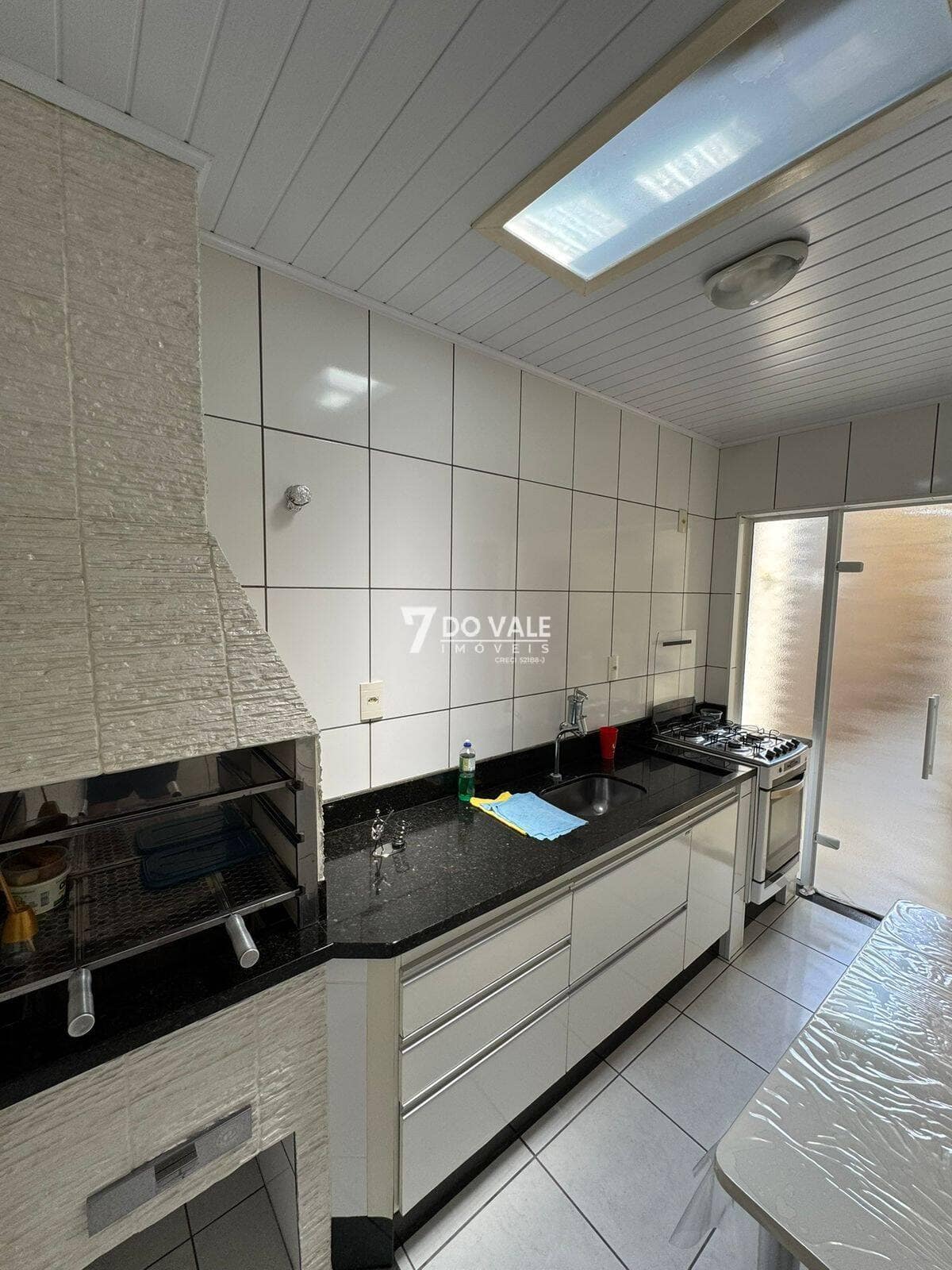 Foto 3 de CASA 3 DORMITÓRIOS SENDO 2 SUÍTES CONDOMÍNIO COM LAZER COMPLETO