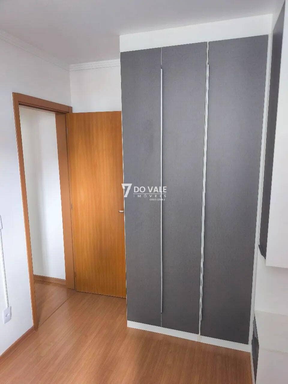 Foto 5 de APARTAMENTO 2 DORMITÓRIOS COM MÓVEIS PLANEJADOS JD DAS INDÚSTRIAS