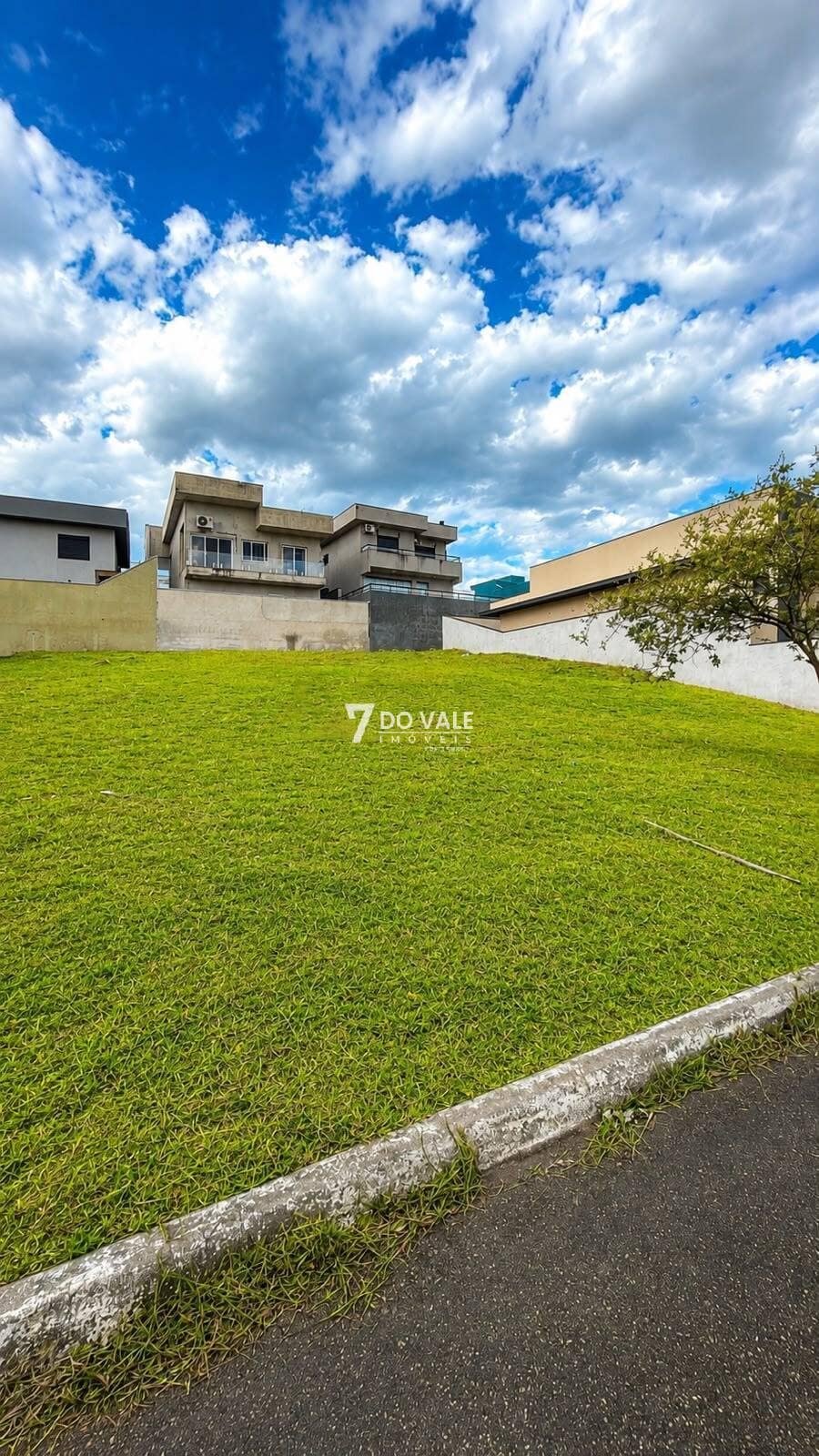 Foto principal de TERRENO À VENDA | CONDOMÍNIO RESERVA DO VALE | CAÇAPAVA/SP
