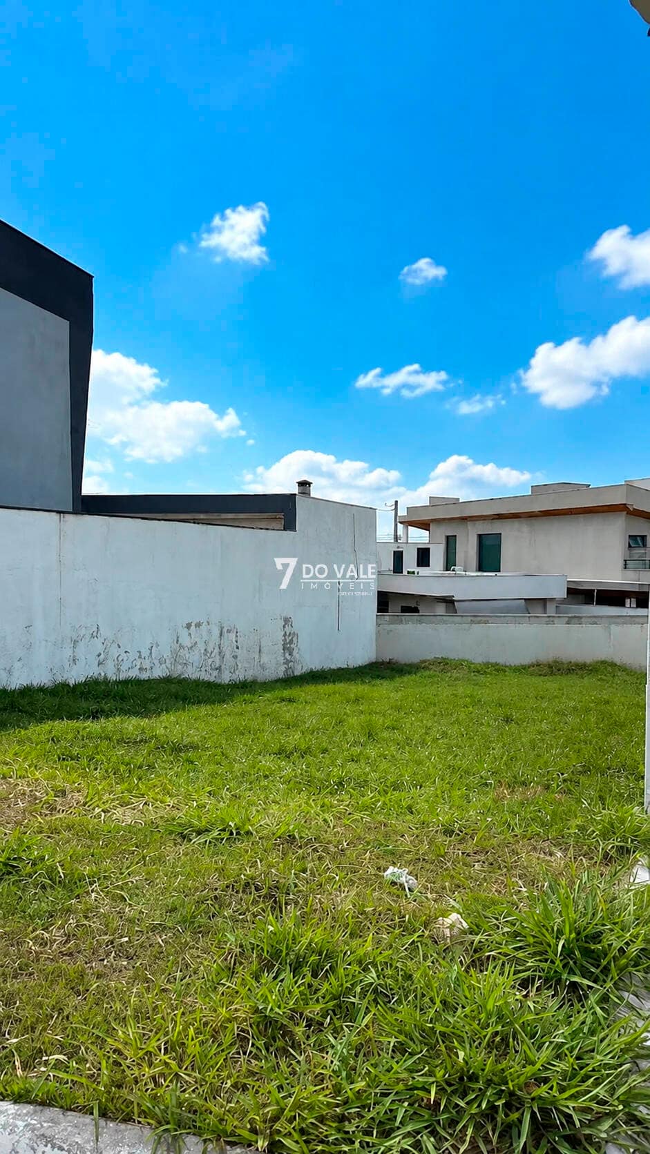 Foto 3 de Terreno à venda | Reserva do Vale | 272 m² | Leve Declive