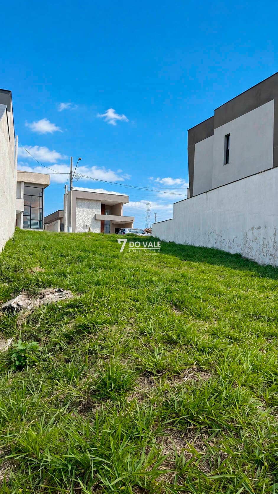 Foto 4 de Terreno à venda | Reserva do Vale | 272 m² | Leve Declive