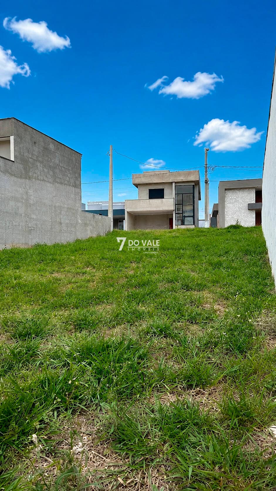 Foto 5 de Terreno à venda | Reserva do Vale | 272 m² | Leve Declive