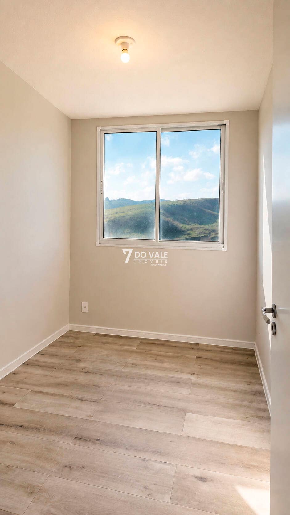 Foto 4 de Apartamento à venda | Vista Bela | 2 Dorm | Andar Alto | 56,10 m²