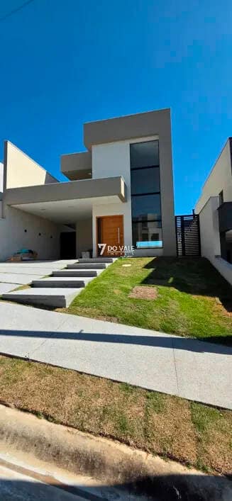 Foto 2 de Casa à venda | Residencial Malibu | 4 Dorm | 1 Suíte | 250 m²