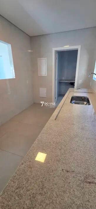 Foto 5 de Casa à venda | Residencial Malibu | 4 Dorm | 1 Suíte | 250 m²