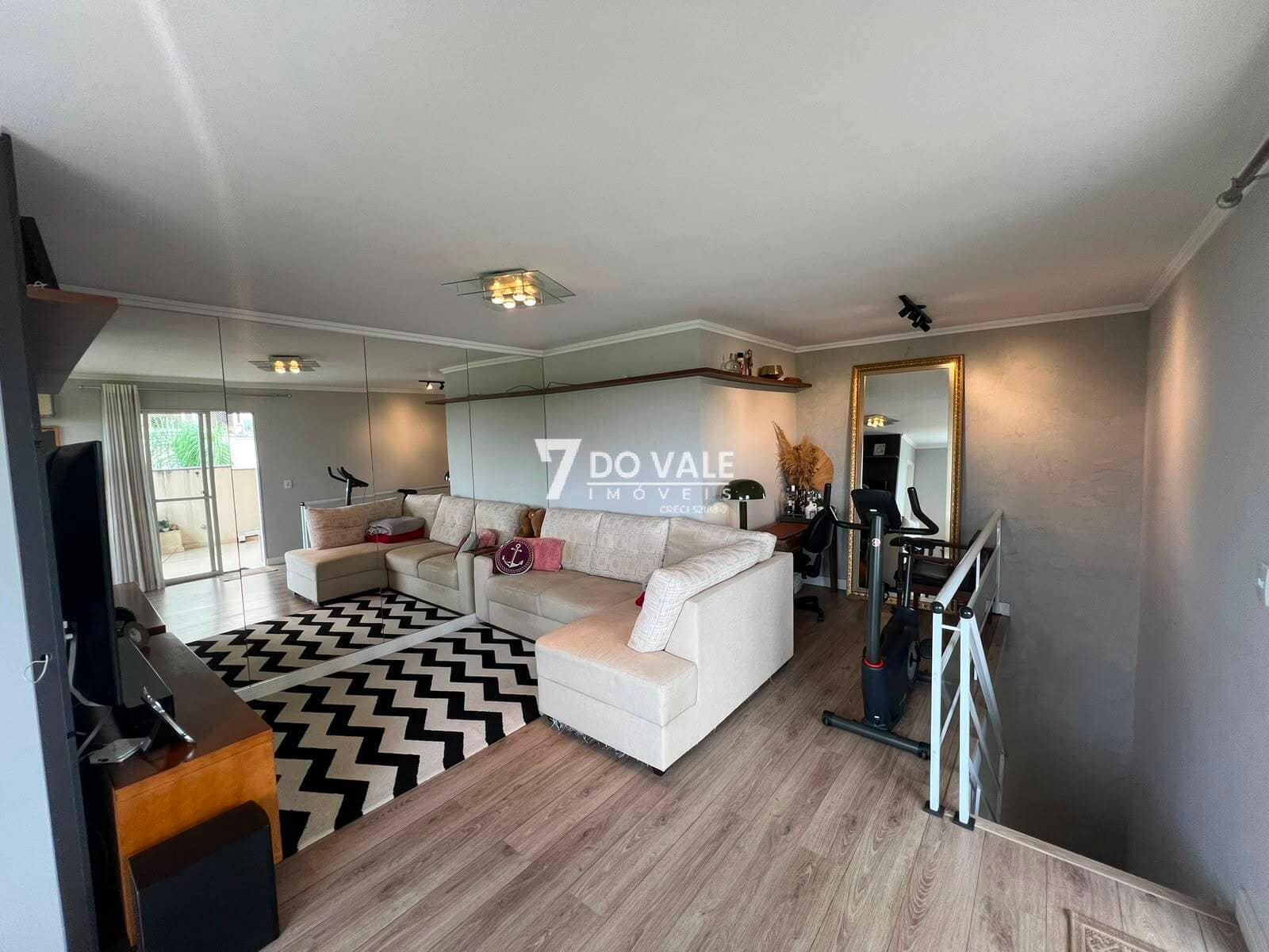 Foto principal de APARTAMENTO 3 DORMITÓRIOS SENDO 2 BANHEIROS 2 VAGAS | JARDIM AMÉRICA – SJC