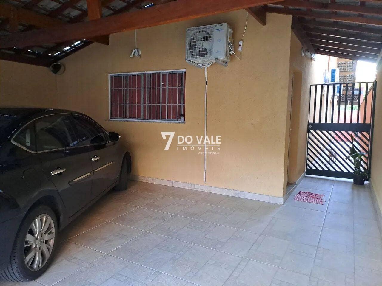 Foto principal de Casa térrea à venda | Villa Branca | 2 Dorm | 2 Vagas | 175 m²