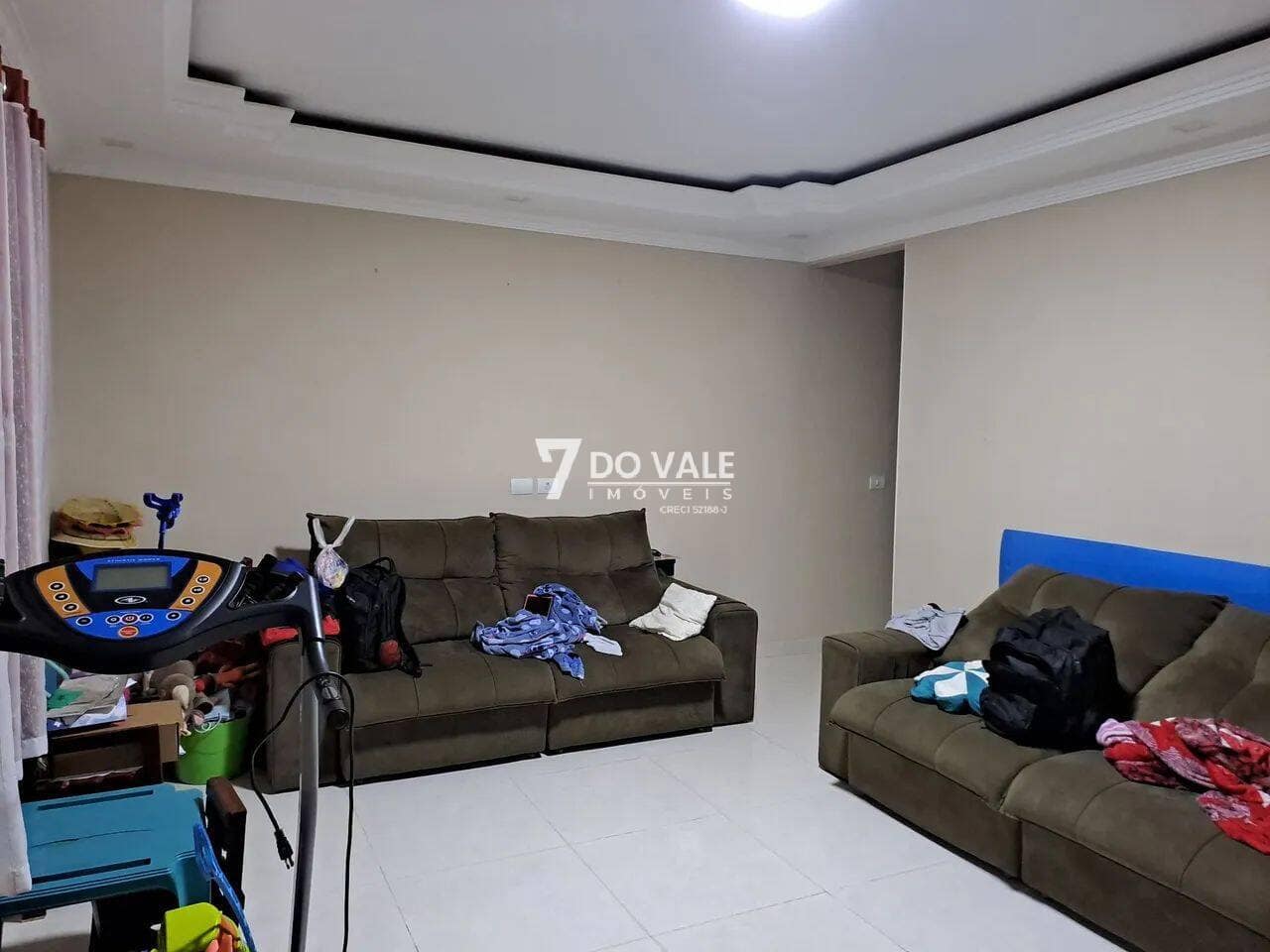 Foto 3 de Casa térrea à venda | Villa Branca | 2 Dorm | 2 Vagas | 175 m²