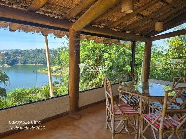 Foto 4 de Chácara à venda | Aguas de Igaratá | 3 Suítes | Vista Represa