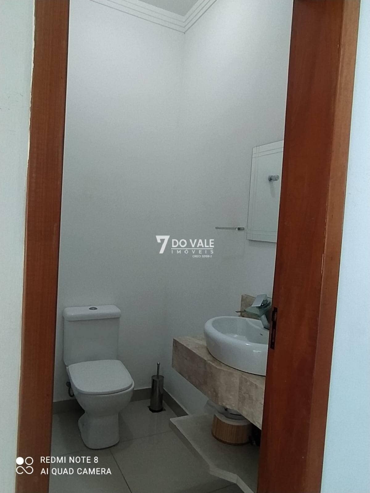 Foto 5 de Sobrado à venda | Villa Branca | 3 Dorm | 2 Suítes | Piscina | 250 m²