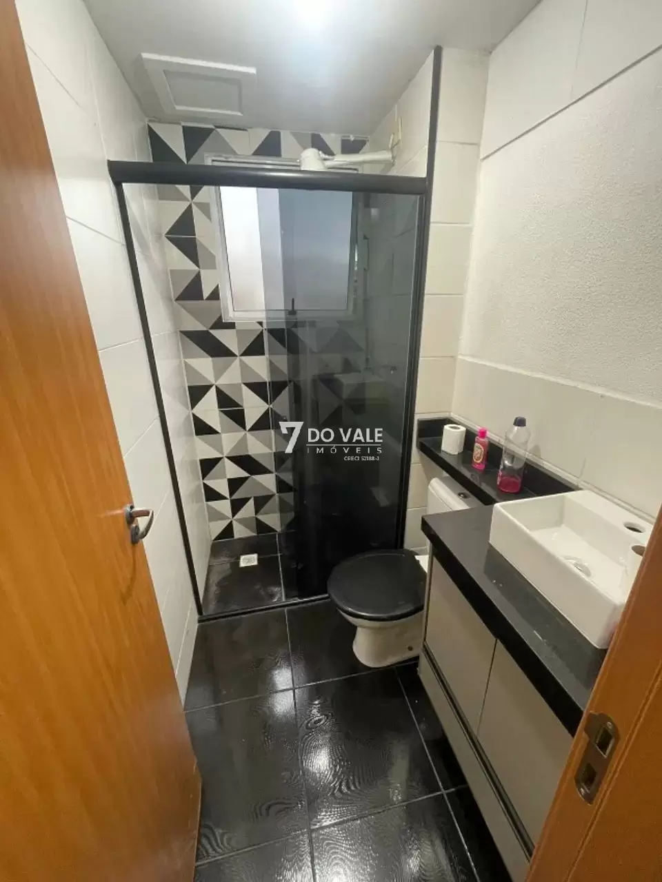 Foto 3 de APARTAMENTO À VENDA 2 DORMITÓRIOS EXCELENTE LOCALIZAÇÃO