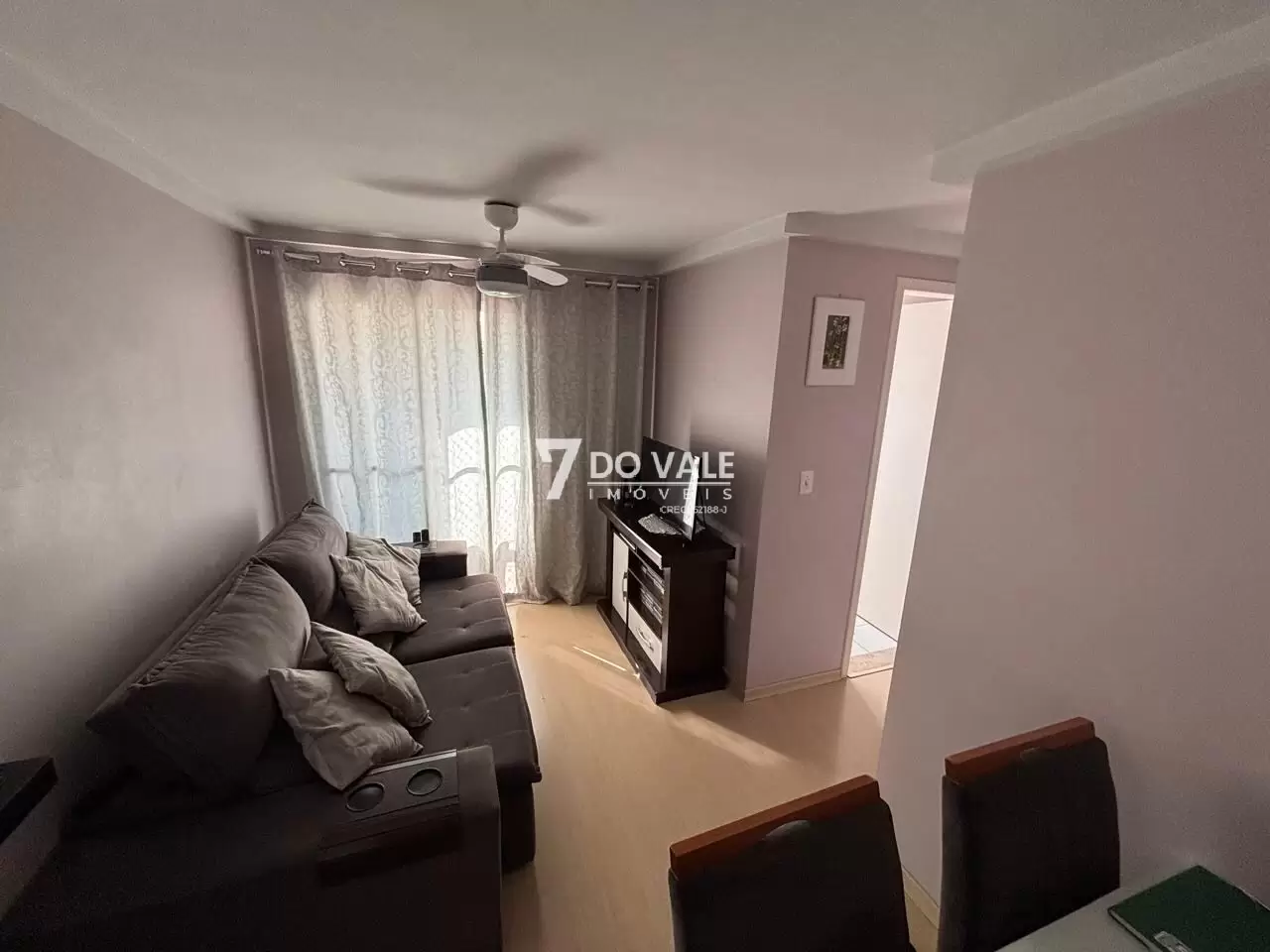 Foto principal de APARTAMENTO À VENDA – 2 DORMITÓRIOS SENDO 1 SUÍTE VARANDA