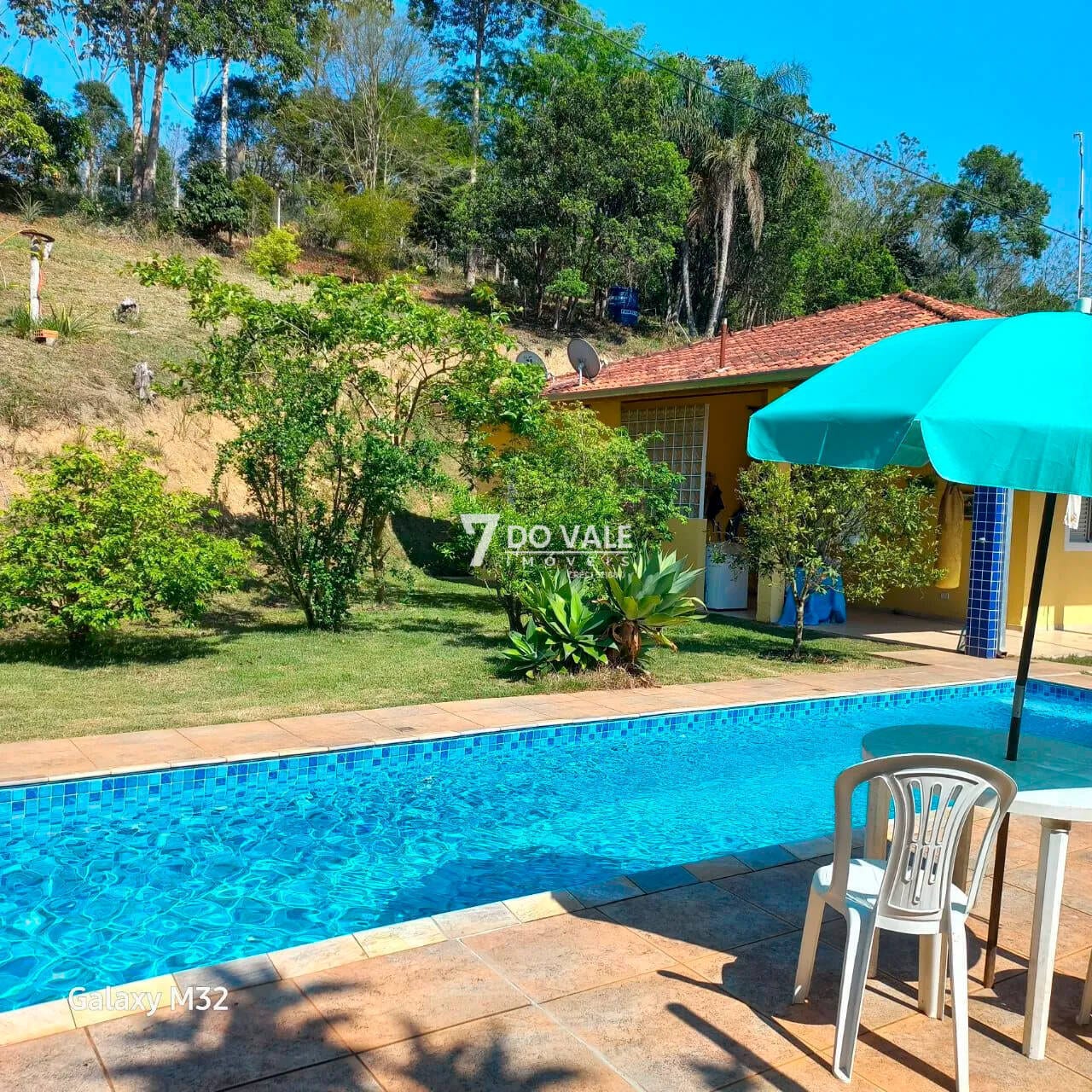 Foto 1 de Chácara | São José dos Campos| 3 Dorm | 1 Suíte | Represa | Piscina | Pomar