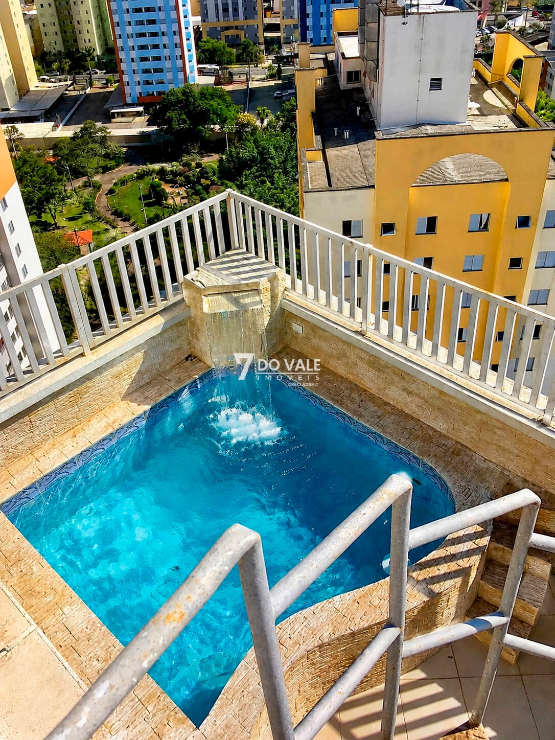 Foto 1 de Triplex à venda | Floradas de São José | 3 Dorm | 1 Suíte | 206 m²
